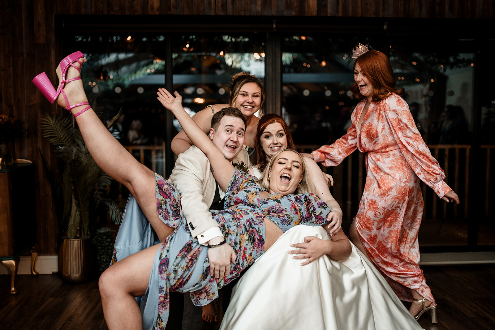 What Is A Wedding 'Photobomb'?!